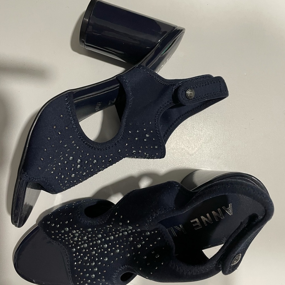 Anne Klein Navy blue heels